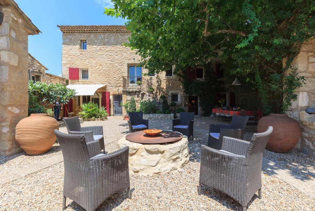 La Louviere Des Bruyeres Bed & Breakfast Robion en Luberon Exterior photo