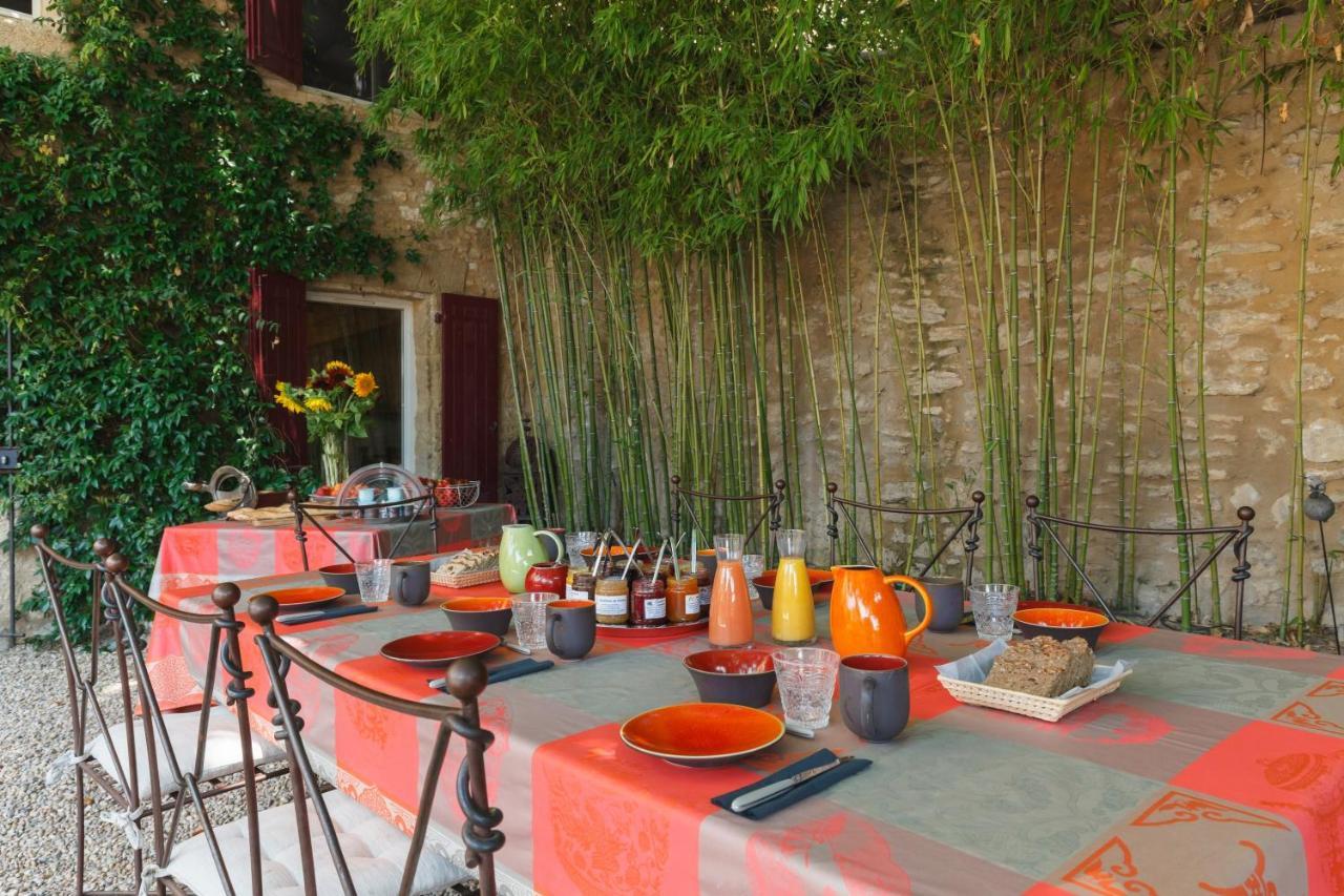 La Louviere Des Bruyeres Bed & Breakfast Robion en Luberon Exterior photo