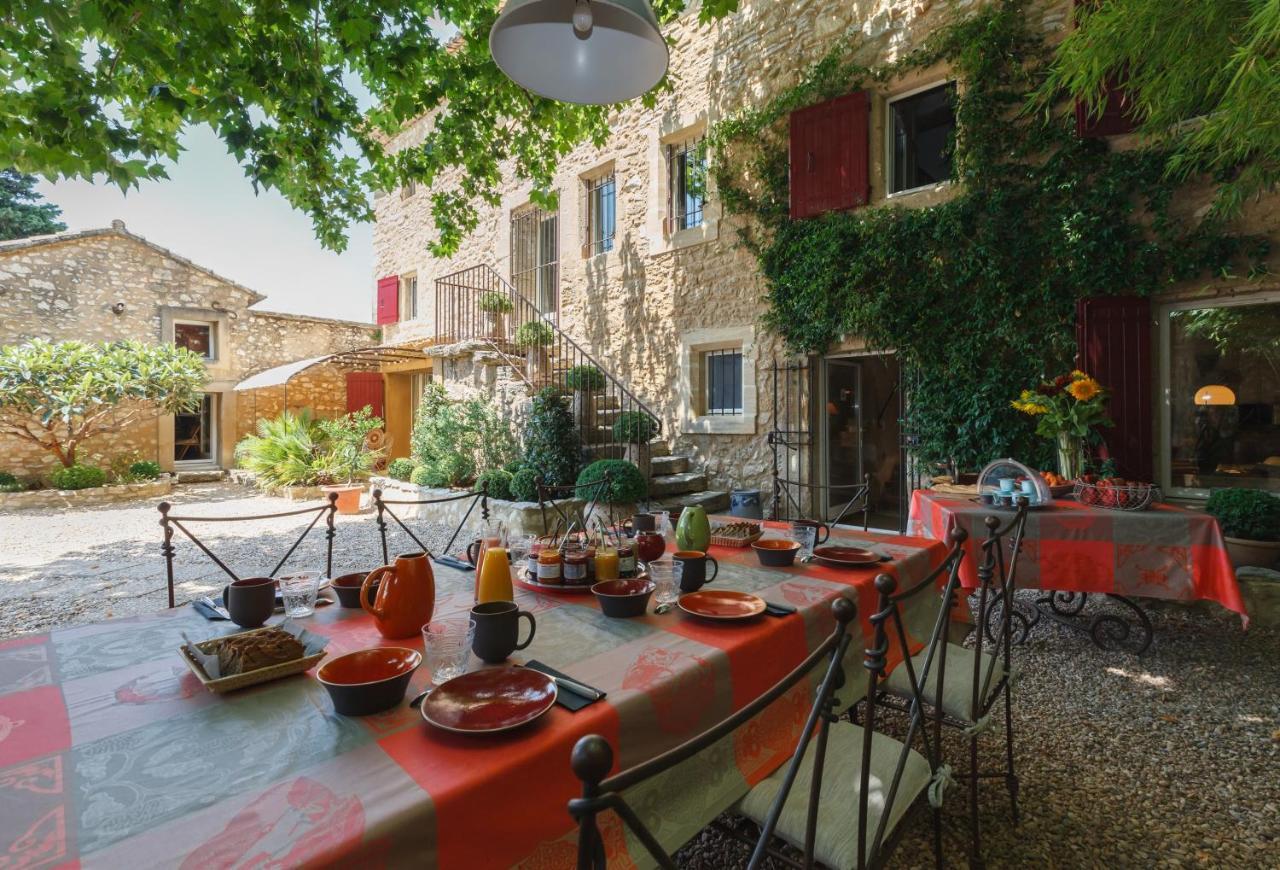 La Louviere Des Bruyeres Bed & Breakfast Robion en Luberon Exterior photo